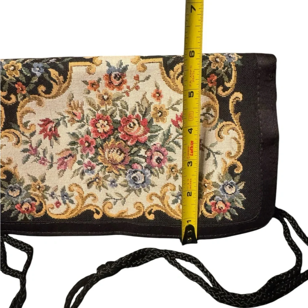 Vintage Floral Tapestry Shoulder Bag Black - Picture 5 of 9